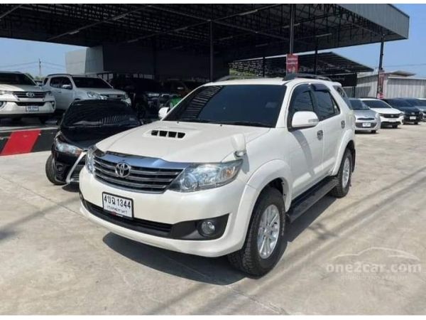 Toyota Fortuner 3.0 V SUV A/T ปี 2013